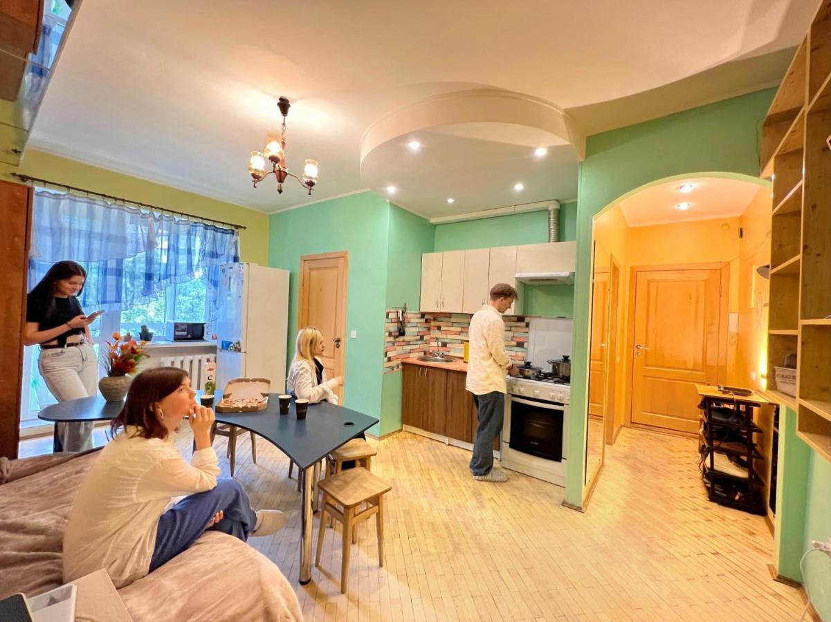 Pechersky Hostel Киев Экстерьер фото